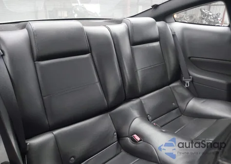 2005 Ford Mustang V6 Deluxe/V6 Premium from USA, damaged, VIN 1ZVFT80N455222432